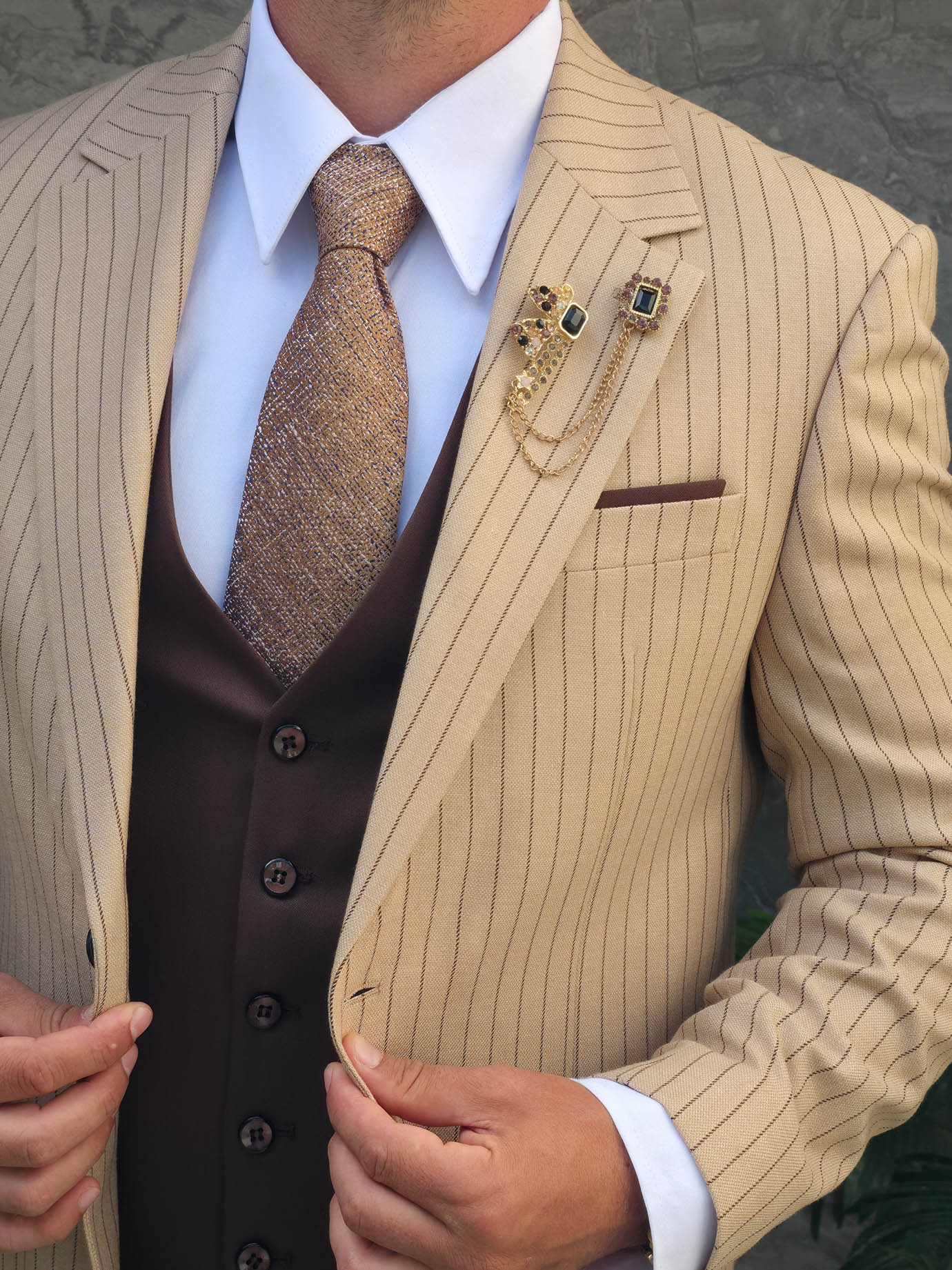 Costum bărbătesc Slim Fit 3 Piese – crem + vestă maro - C5330 - imagine 4