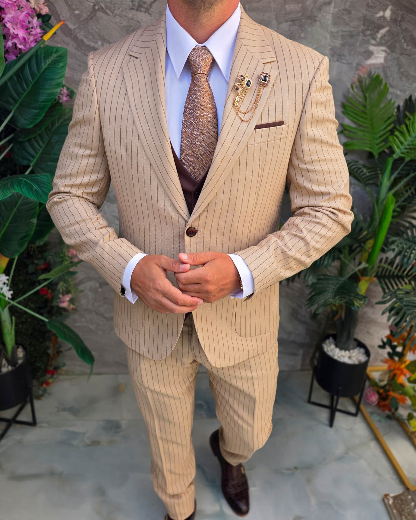 Costum bărbătesc Slim Fit 3 Piese – crem + vestă maro - C5330 - imagine 5
