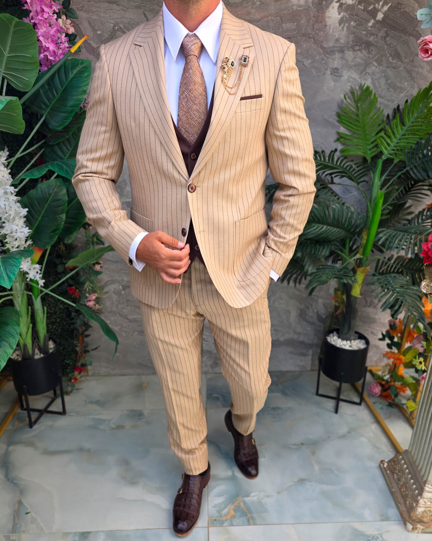 Costum bărbătesc Slim Fit 3 Piese – crem + vestă maro - C5330 - imagine 9