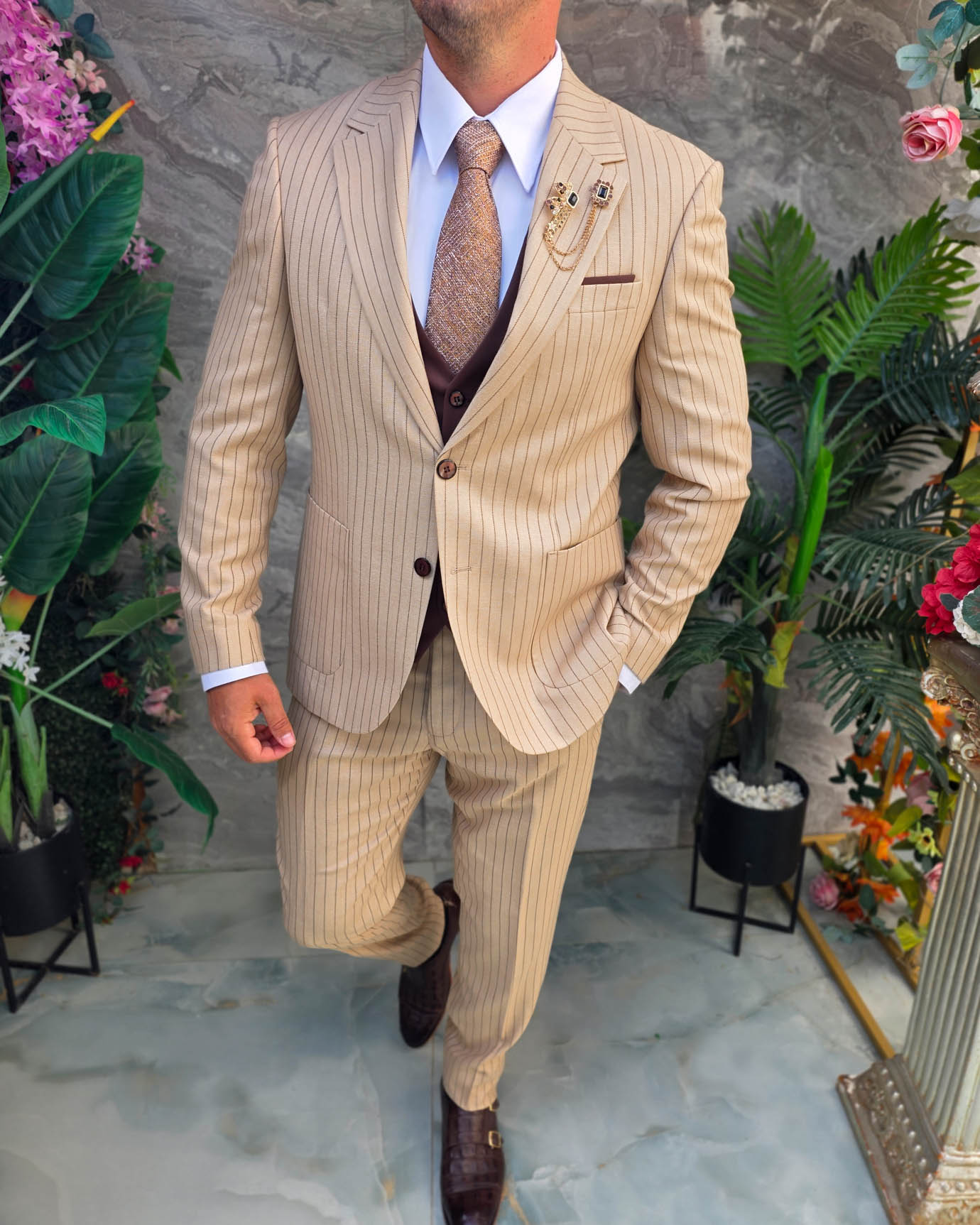 Costum bărbătesc Slim Fit 3 Piese – crem + vestă maro - C5330 - imagine 10