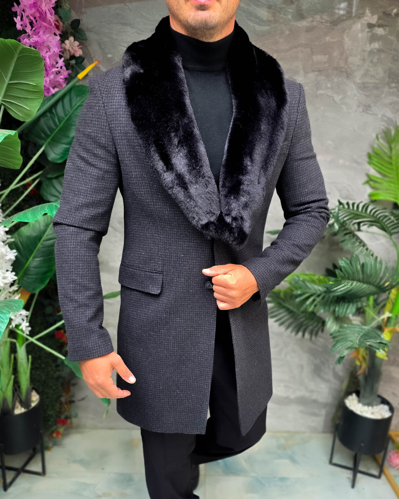 Palton lung bărbătesc gri închis texturat cu guler din blană neagră - PT513 - imagine 3
