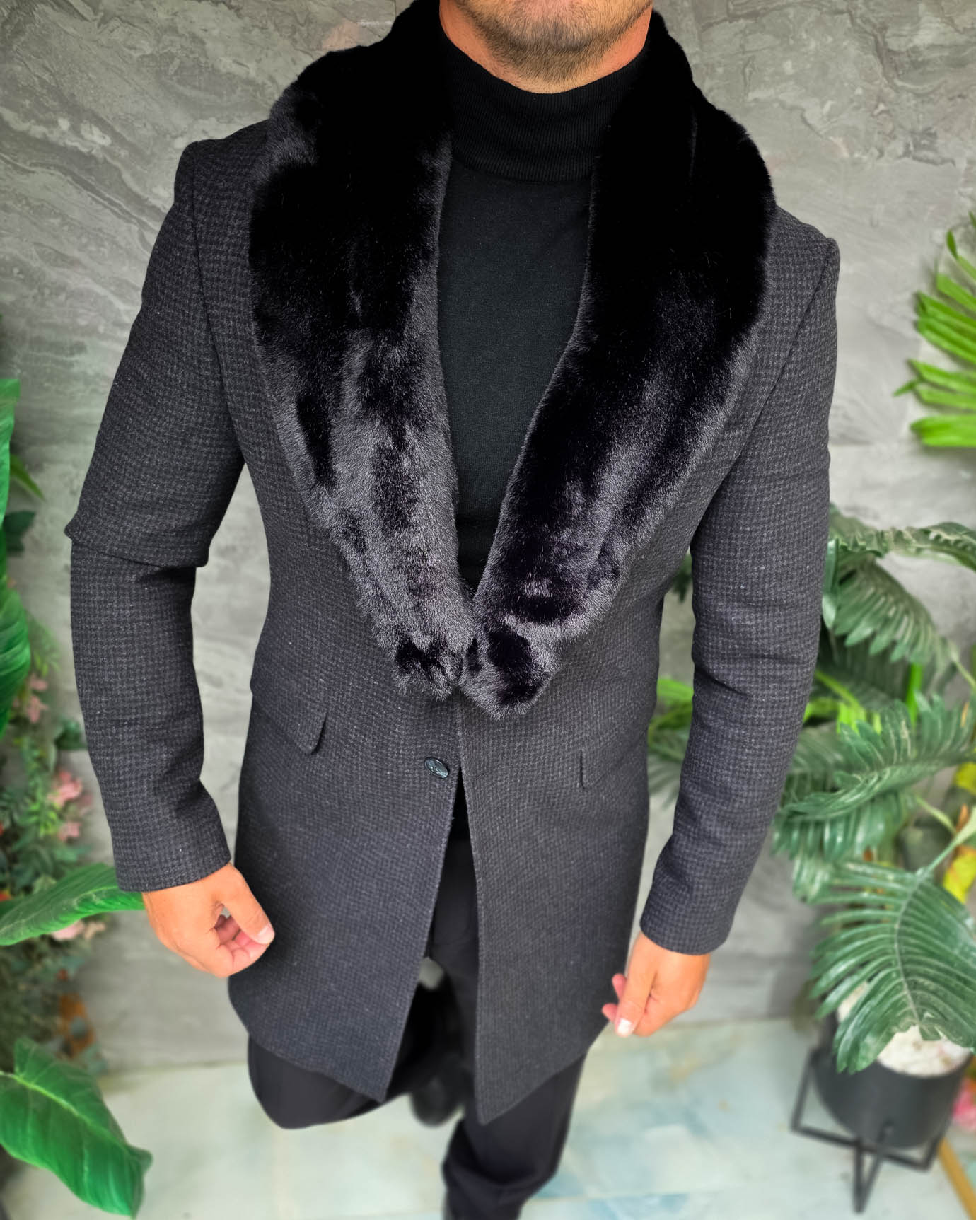 Palton lung bărbătesc gri închis texturat cu guler din blană neagră - PT513 - imagine 4