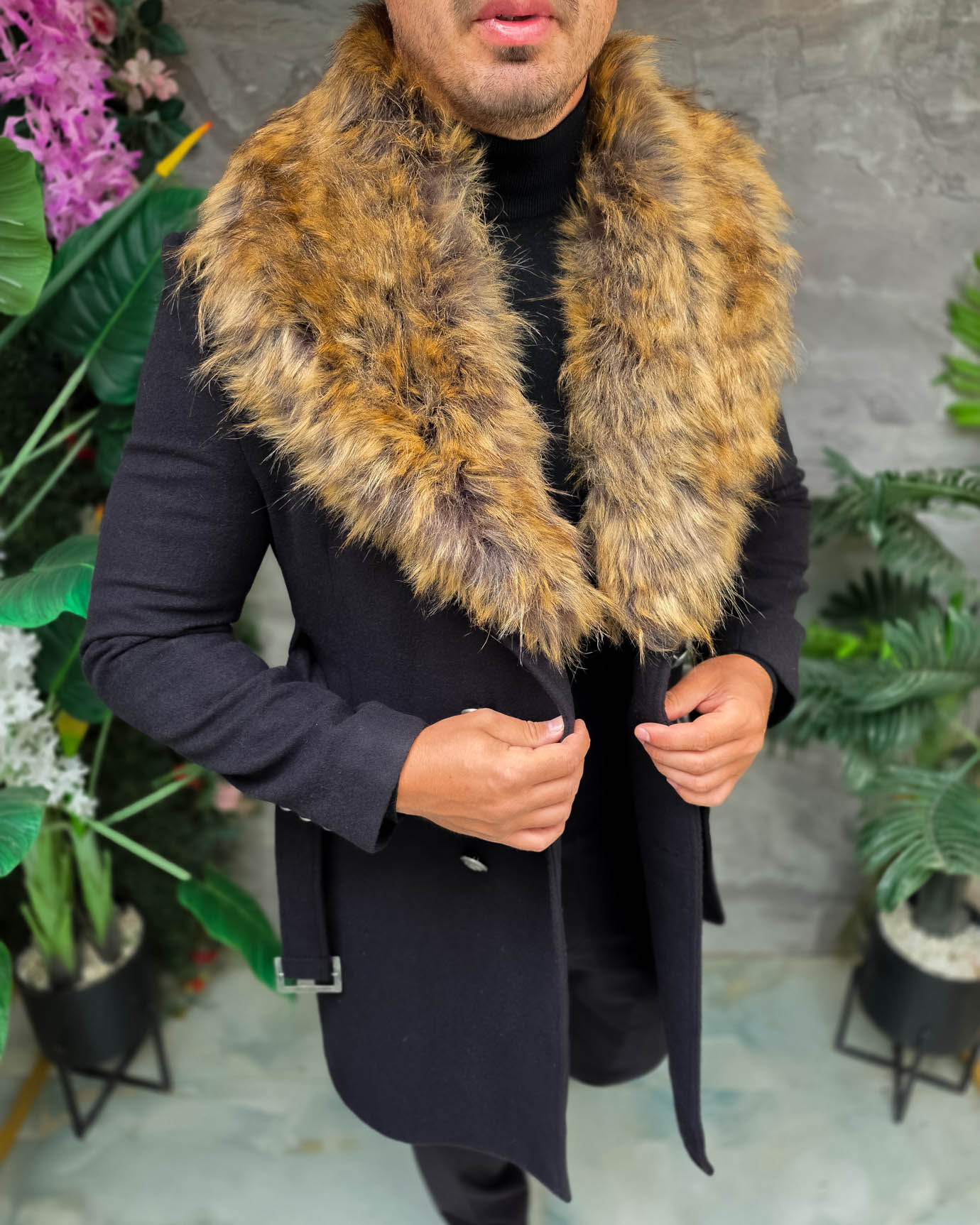 Palton lung bărbătesc negru cu guler din blană maro - PT511 - imagine 3