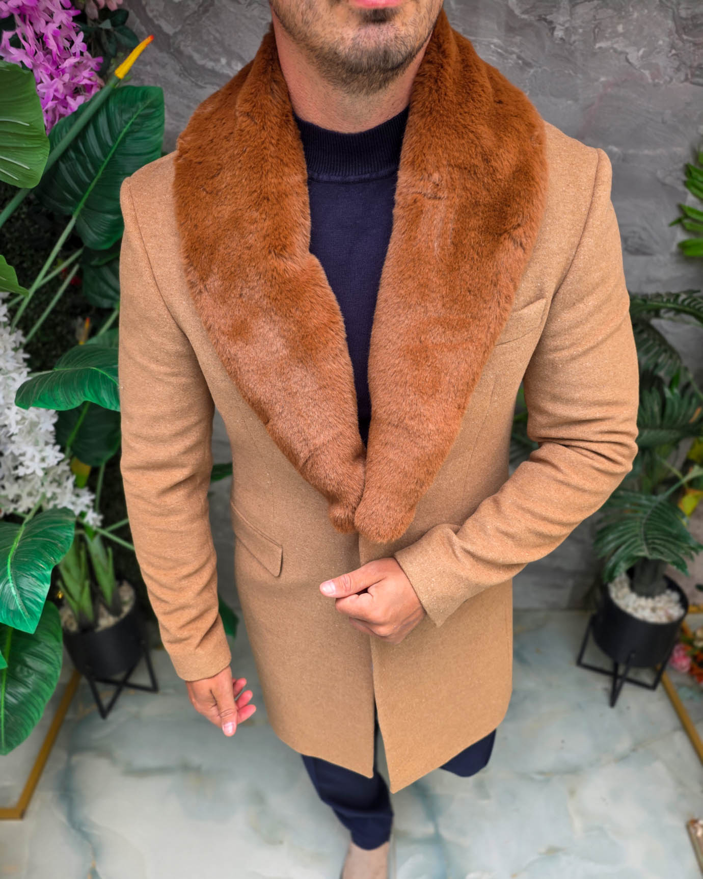 Palton de bărbați slim-fit cu blana la guler - culoare camel - PT505 - imagine 8