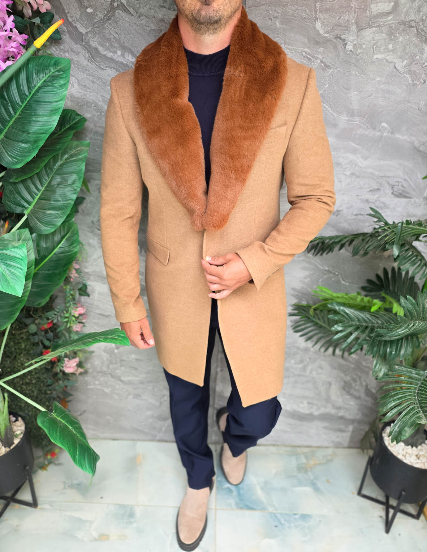 Palton de bărbați slim-fit cu blana la guler - culoare camel - PT505 - imagine 5