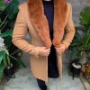 Palton de bărbați slim-fit cu blana la guler - culoare camel - PT505