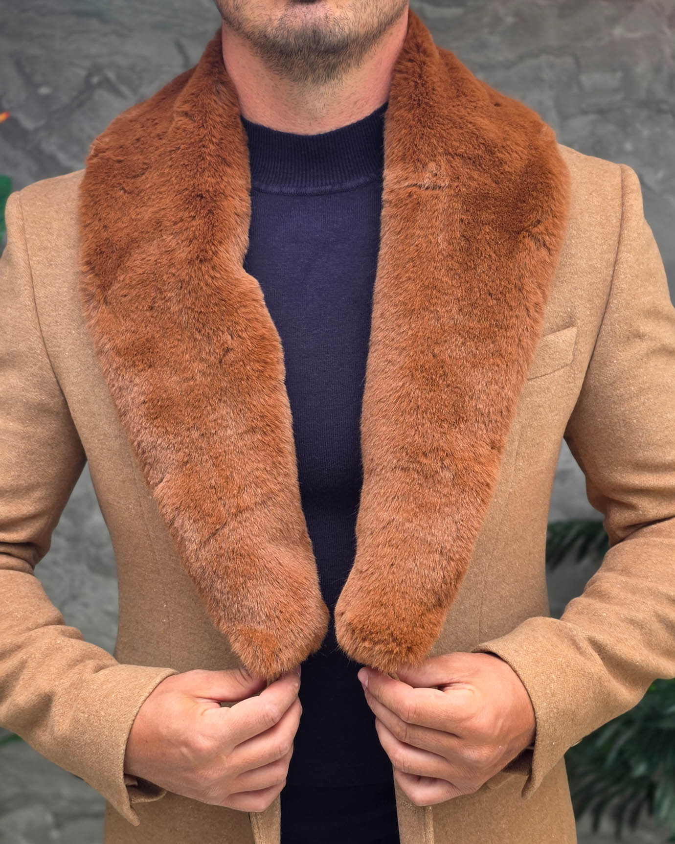 Palton de bărbați slim-fit cu blana la guler - culoare camel - PT505 - imagine 9