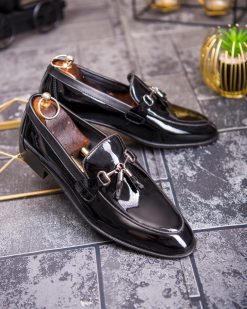 Alternative view of Loafers bărbătești negri cu ciucuri – Piele ecologică lacuită - P1911