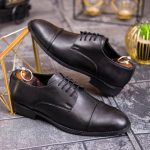 Pantofi bărbătești clasici Cap Toe – Piele ecologică neagră - P1912