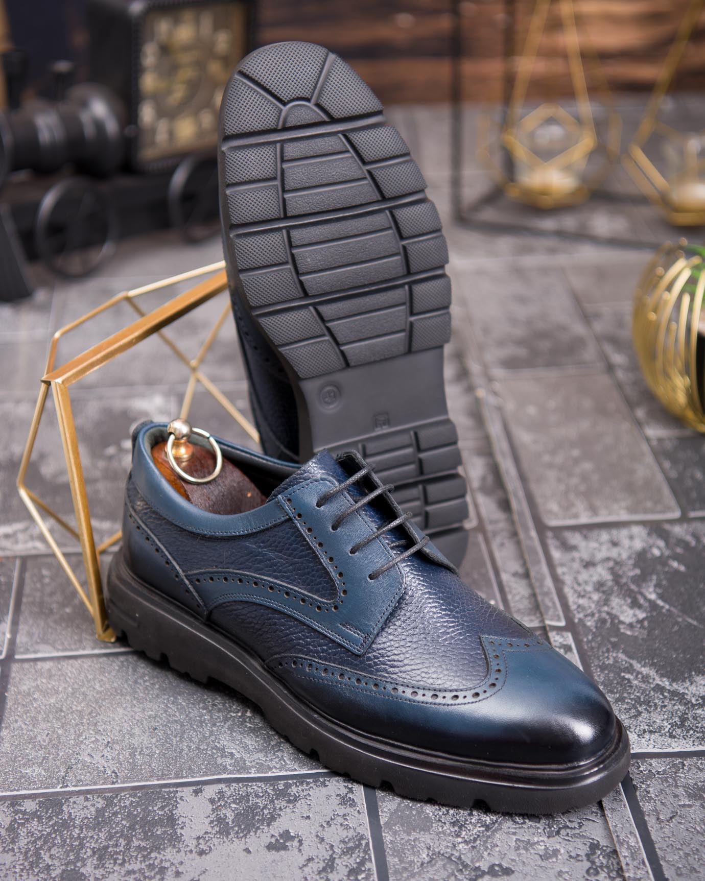 Pantofi bărbătești din piele naturală – Bleumarin cu detalii brogue - P1906 - imagine 3