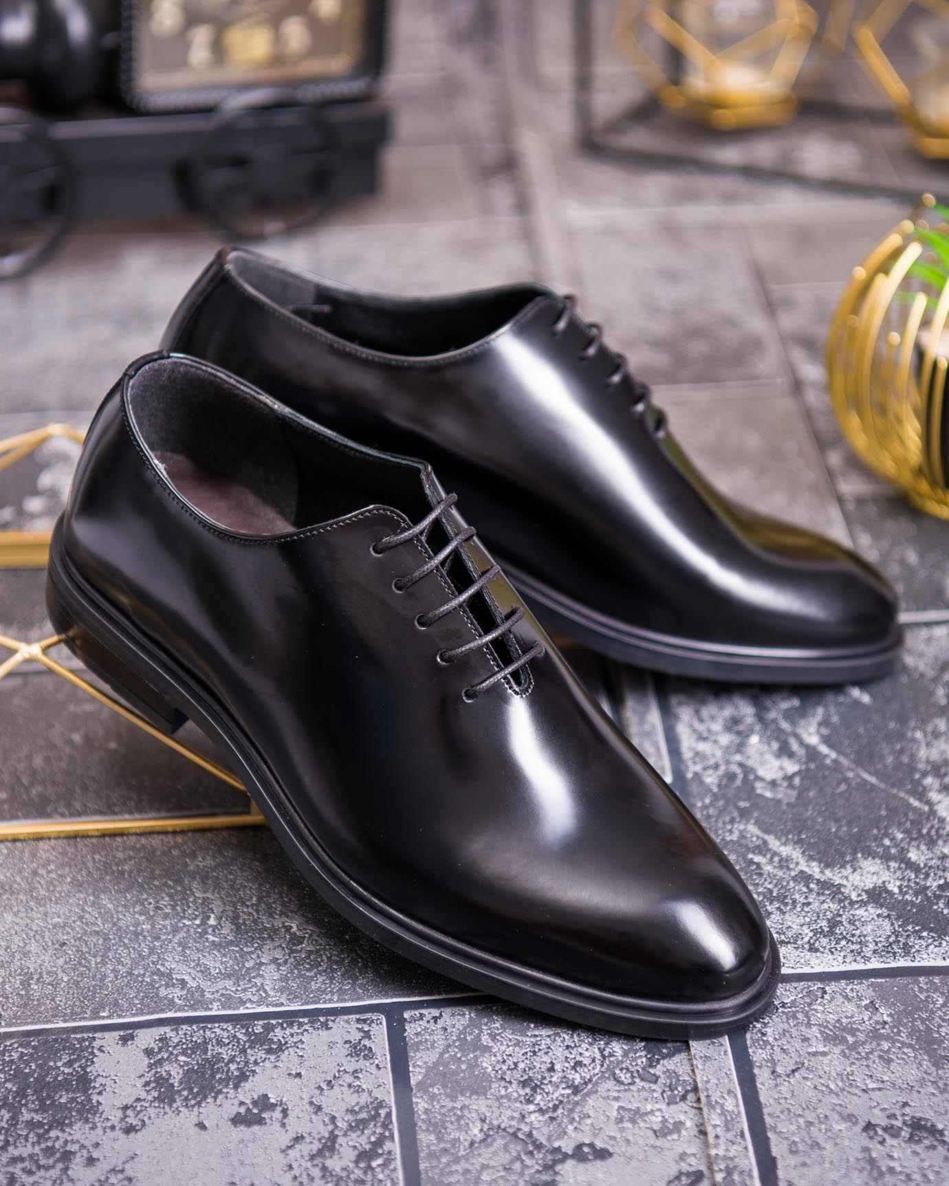 Pantofi de barbati, negri, din piele naturala, semi-lac - P1899 - imagine 2