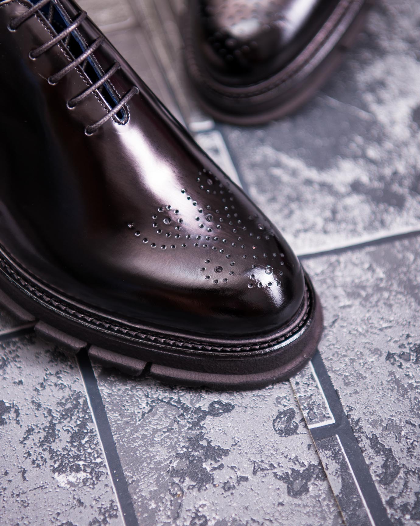 Pantofi de barbati, negri, din piele naturala cu talpa înalta, cu model- P1898 - imagine 3