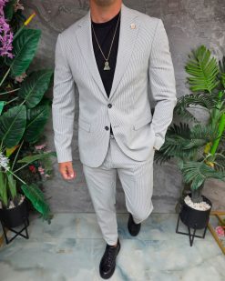 Costum de bărbați, Gri cu dungi fine: Sacou si Pantalon - C5371