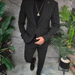 Costum de bărbați, Negru cu dungi albe: Sacou si Pantalon - C5359