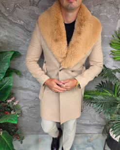 Palton lung bărbătesc bej cu guler din blană crem- PT514