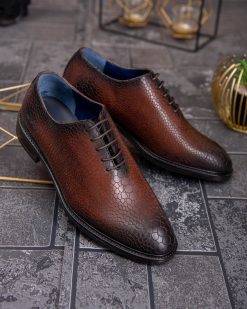 Pantofi de barbati, maro, din piele naturala, model croc- P1933