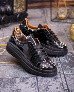 Alternative view of Teniși de bărbați cu talpa înaltă, negri cu tinte– AD876