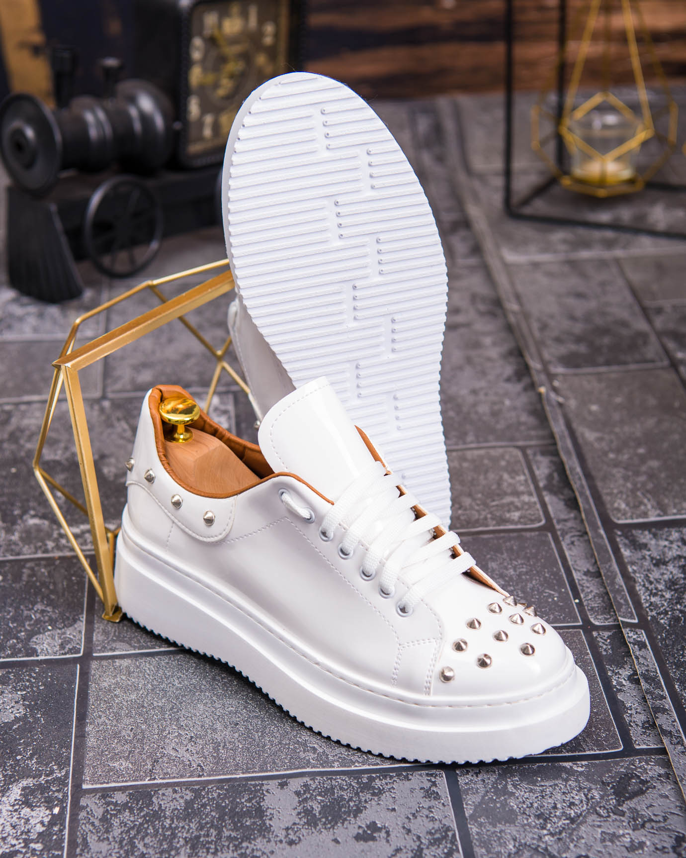 Teniși de bărbați cu talpa înaltă, albi cu tinte– AD877 - imagine 5