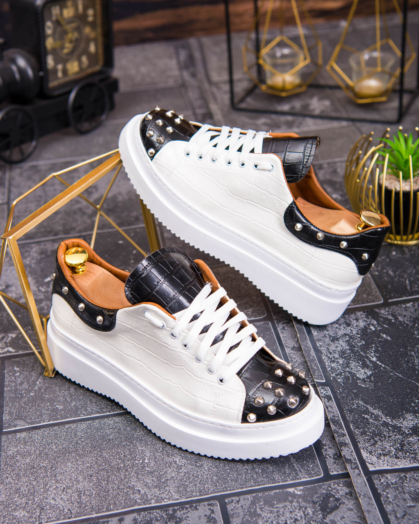 Teniși de bărbați cu talpa înaltă, alb/negru cu tinte– AD878 - imagine 4