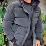 Geaca de bărbați, neagra, groasa, blana la guler - GC883