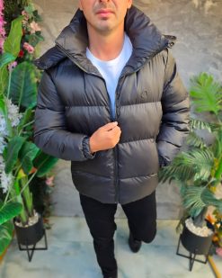 Alternative view of Geaca de bărbați, neagra, groasa, cu guler inalt si gluga - GC867