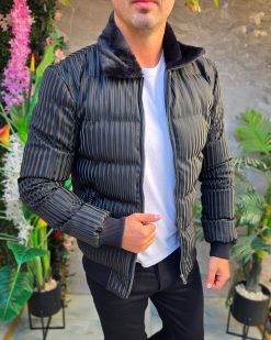 Alternative view of Geaca de bărbați, neagra, groasa, cu guler de blana - GC870