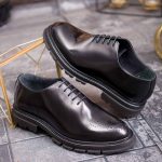 Pantofi de barbati, negri, din piele naturala cu talpa înalta, cu model- P1898