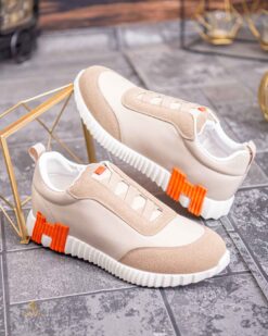 Zapatillas deportivas para hombre, con suela alta blanca, color beige y elástico – AD895