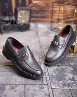 O perspectivă alternativă asupra modelului Mocasini de barbati casual, negri, talpa inalta ultra-usoara – AD901