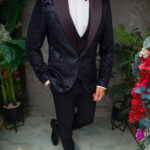 Black velvet Groom/Godfather suit, set: 4 pieces - C5445