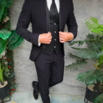 Elegant black GROOM'S suit, set: 4 pieces - C5439