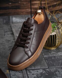 Una visione alternativa del Adidași bărbătești din piele naturală – model premium, maro- AD920