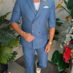Traje de hombre, azul claro con manga corta y botones dorados: chaqueta y pantalón - C5501