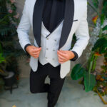 Costum Alb cu rever satinat negru, NAS/MIRE, Sacou,Vesta, Pantalon, Papion- C5520
