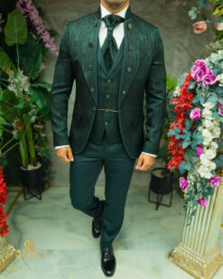 O perspectivă alternativă asupra modelului Costum verde elegant de MIRE, set: 4 piese - C5455