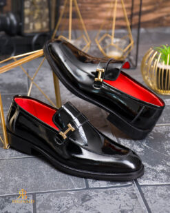 Pantofi Loafers de bărbați din piele naturala,Premium, Negru lacuit cu detaliu metalic- P2008