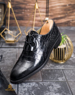 O perspectivă alternativă asupra modelului Pantofi de barbati, negri, din piele naturala cu model croc- P2009