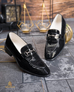 O perspectivă alternativă asupra modelului Pantofi Mocasini/ Loafers negri piele naturala, Model sah- P2003