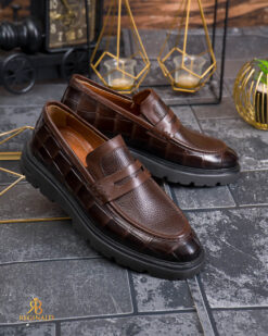 Pantofi Loafers Reginald, maro cu model croc, din piele 100% naturala - P2059