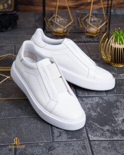 Una visione alternativa del Sneaker de barbati, albi, din piele naturala- P2083