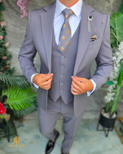 Una visione alternativa del Costum de bărbați, Slim Fit, Gri: Sacou, Vesta si Pantalon- C5580