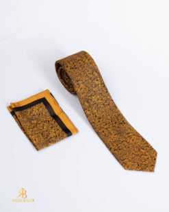 Conjunto de corbata y pañuelo dorado con estampado - CV2324