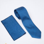 Conjunto de corbata y pañuelo, azul marino con estampado - CV1295