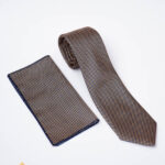 Conjunto de corbata y pañuelo, azul marino con estampado - CV1299