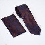 Conjunto de corbata y pañuelo morado con estampado - CV1312