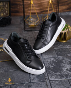 Una visione alternativa del Sneaker de barbati, negri cu talpa alba, din piele naturala- P2086