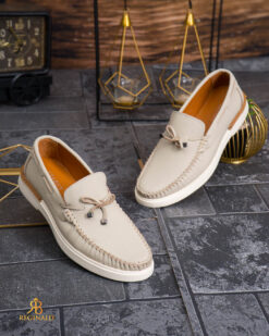 Una visione alternativa del Mocasini Loafers Reginald Premium - 100% piele naturală bej - P2085
