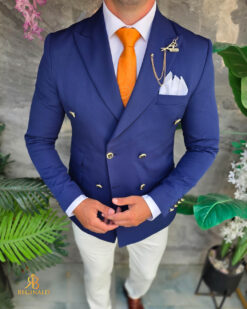 O perspectivă alternativă asupra modelului Sacou de bărbați, Double Breasted, Bleumarin cu nasturi aurii,Slim Fit - SC1130