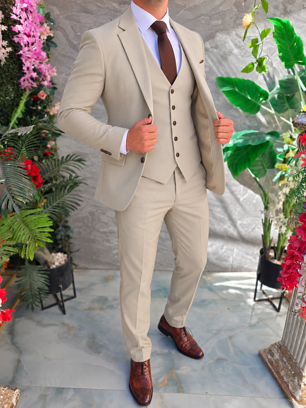 Costum de bărbați, Bej: Sacou, Vesta si Pantalon- C5630 – Image 2