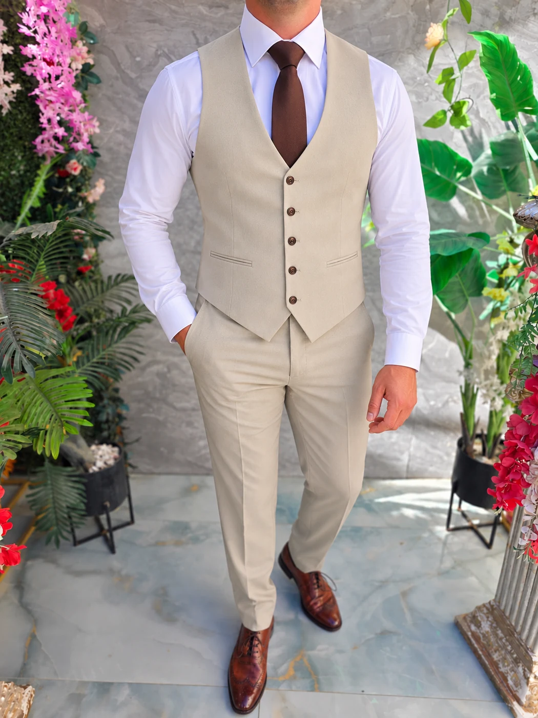 Costum de bărbați, Bej: Sacou, Vesta si Pantalon- C5630 – Image 3
